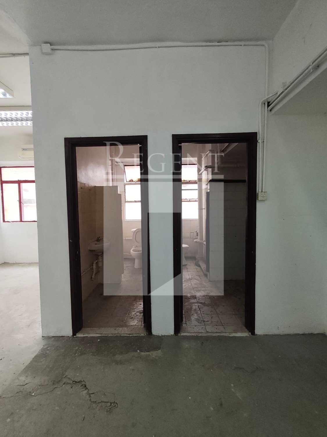KOON WAH MIRROR FTY 6TH INDUSTRIAL BUILDING BLOCK 1 (冠华镜厂第六工业大厦 第1座)