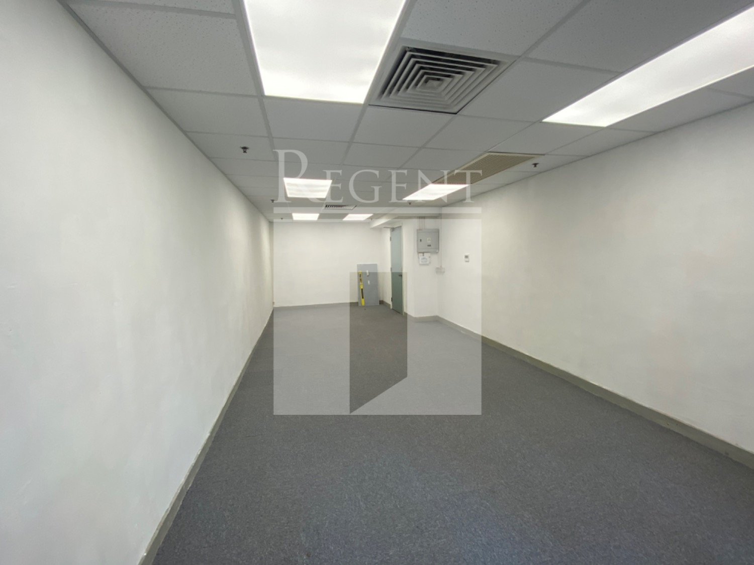 235 WING LOK STREET TRADE CENTRE (永樂街235商業中心)