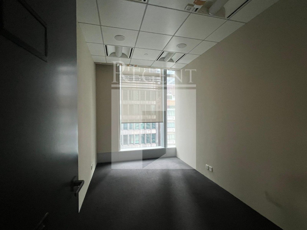 33 DES VOEUX ROAD C (德輔道中33號)