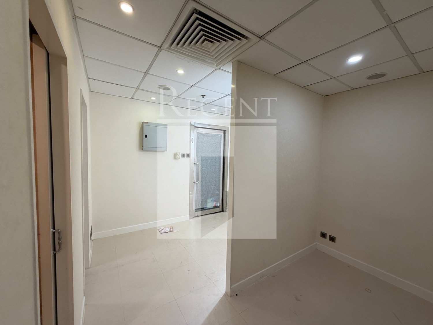 Fee Tat Commercial Centre