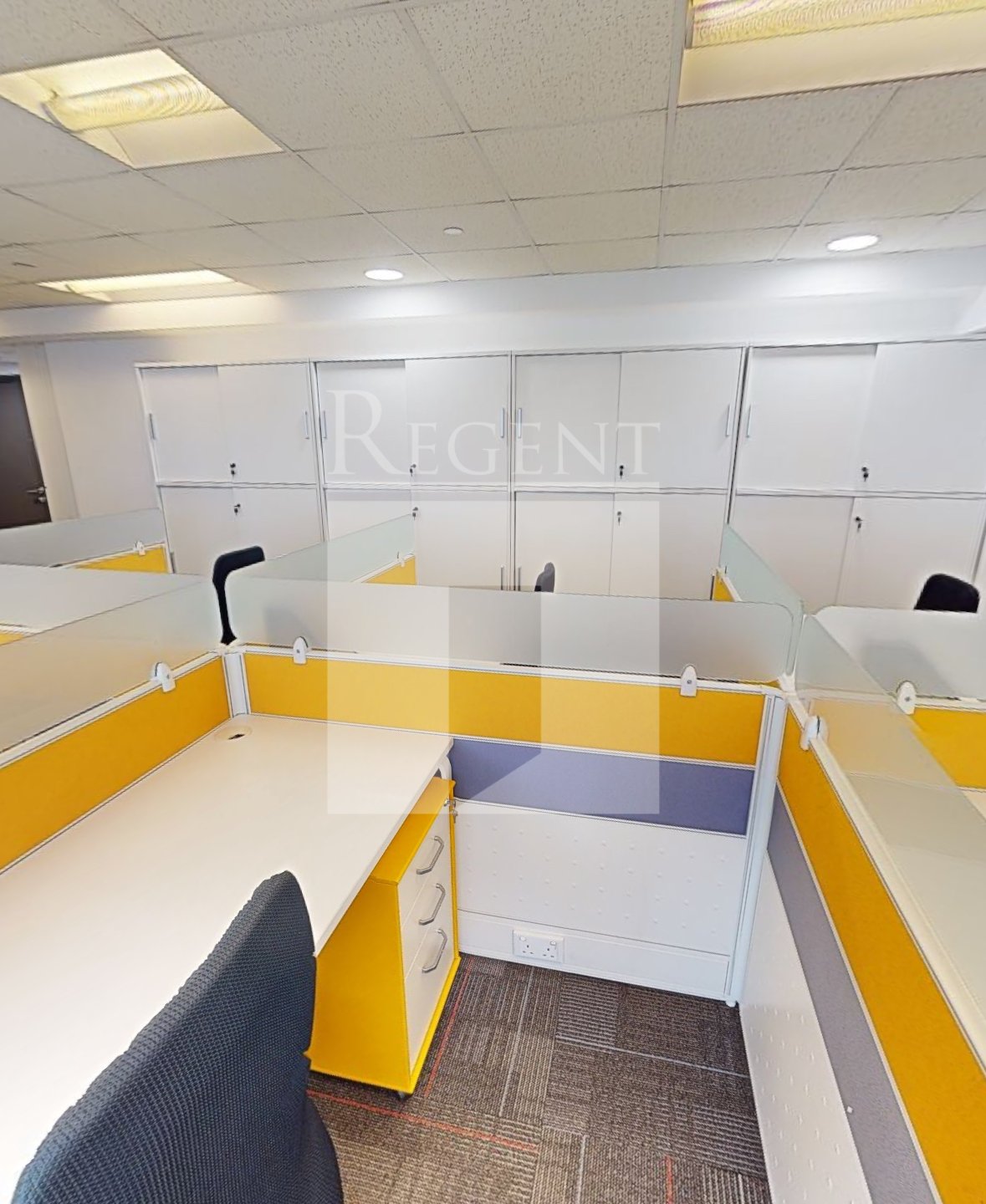 OFFICEPLUS @SHEUNG WAN (协成行上环中心)