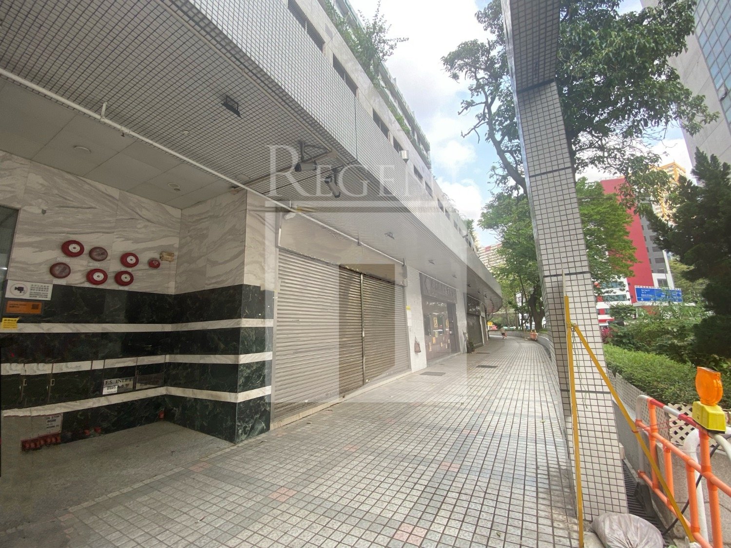 SUN FUNG CENTRE (新丰中心)