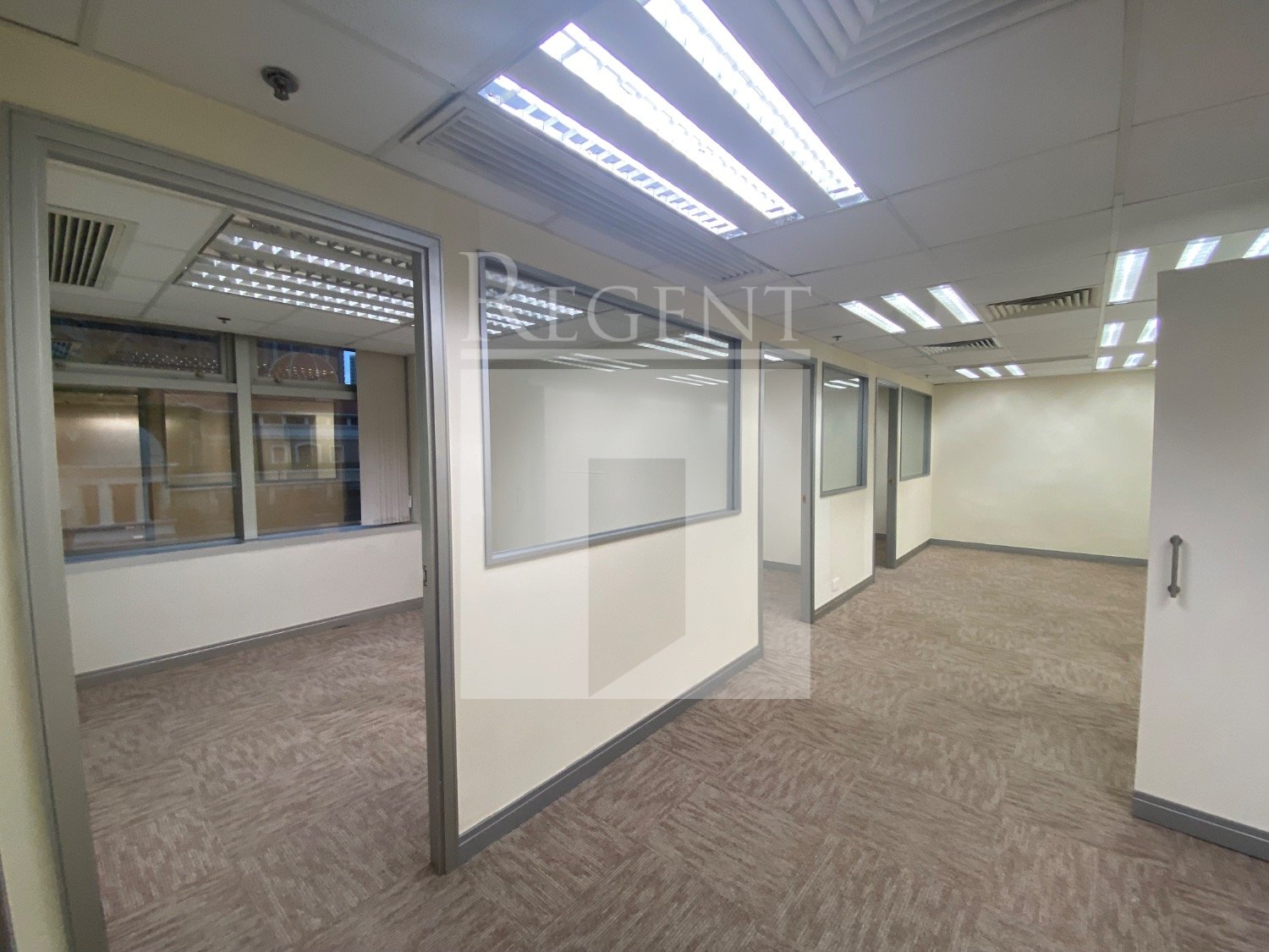 LAFORD CENTRE (励丰中心)