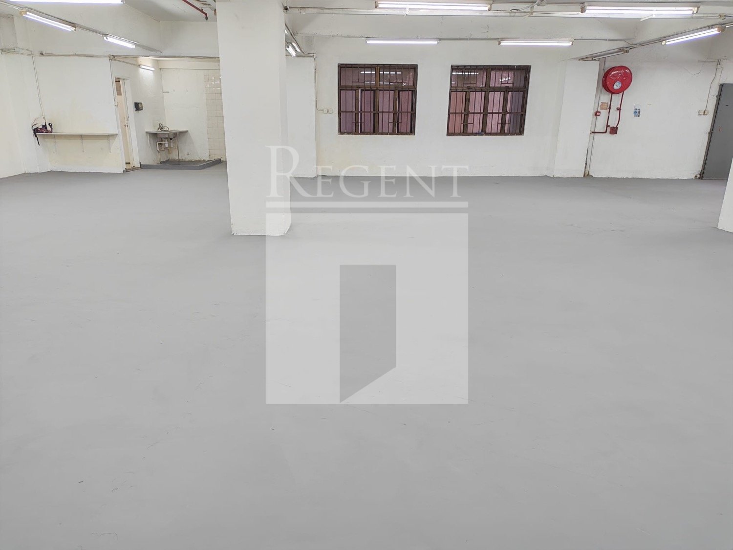 WAH HING INDUSTRIAL BUILDING (華興工業大廈)