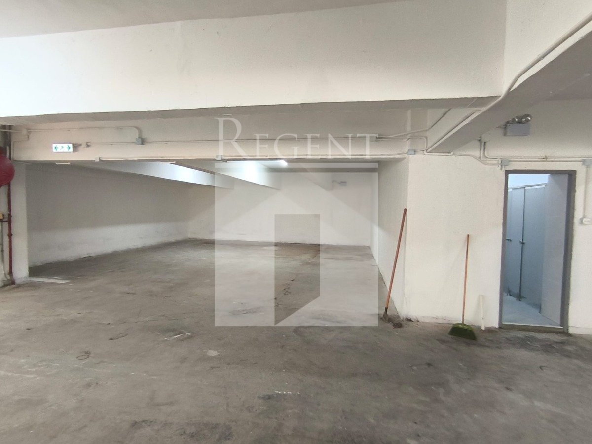 E TAT FTY BUILDING (怡达工业大厦)