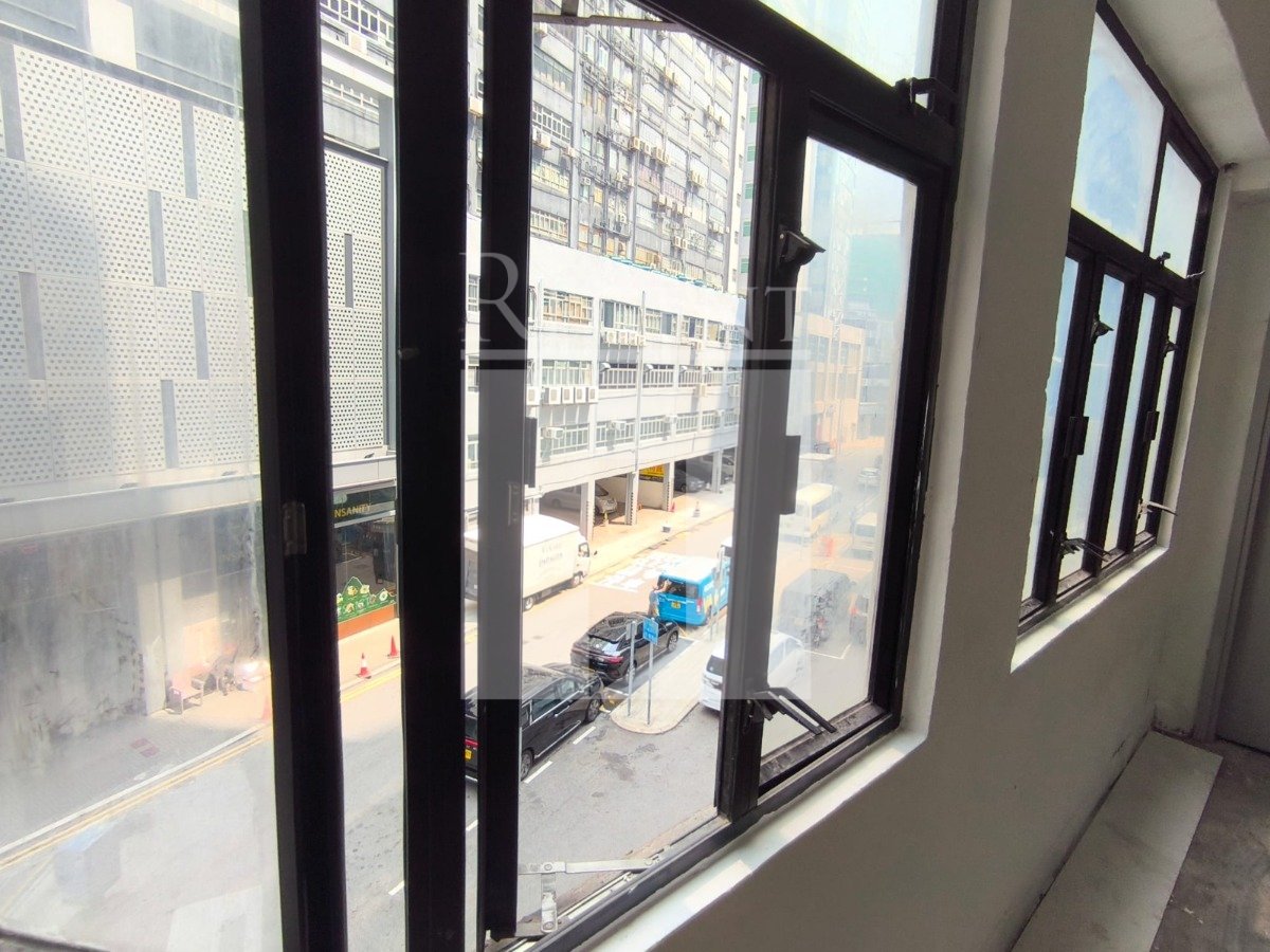 E TAT FTY BUILDING (怡达工业大厦)