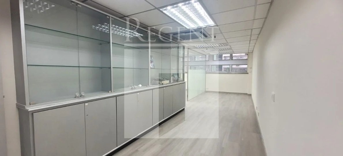 GOLDEN DRAGON COMMERCIAL BUILDING (金龙商业大厦)