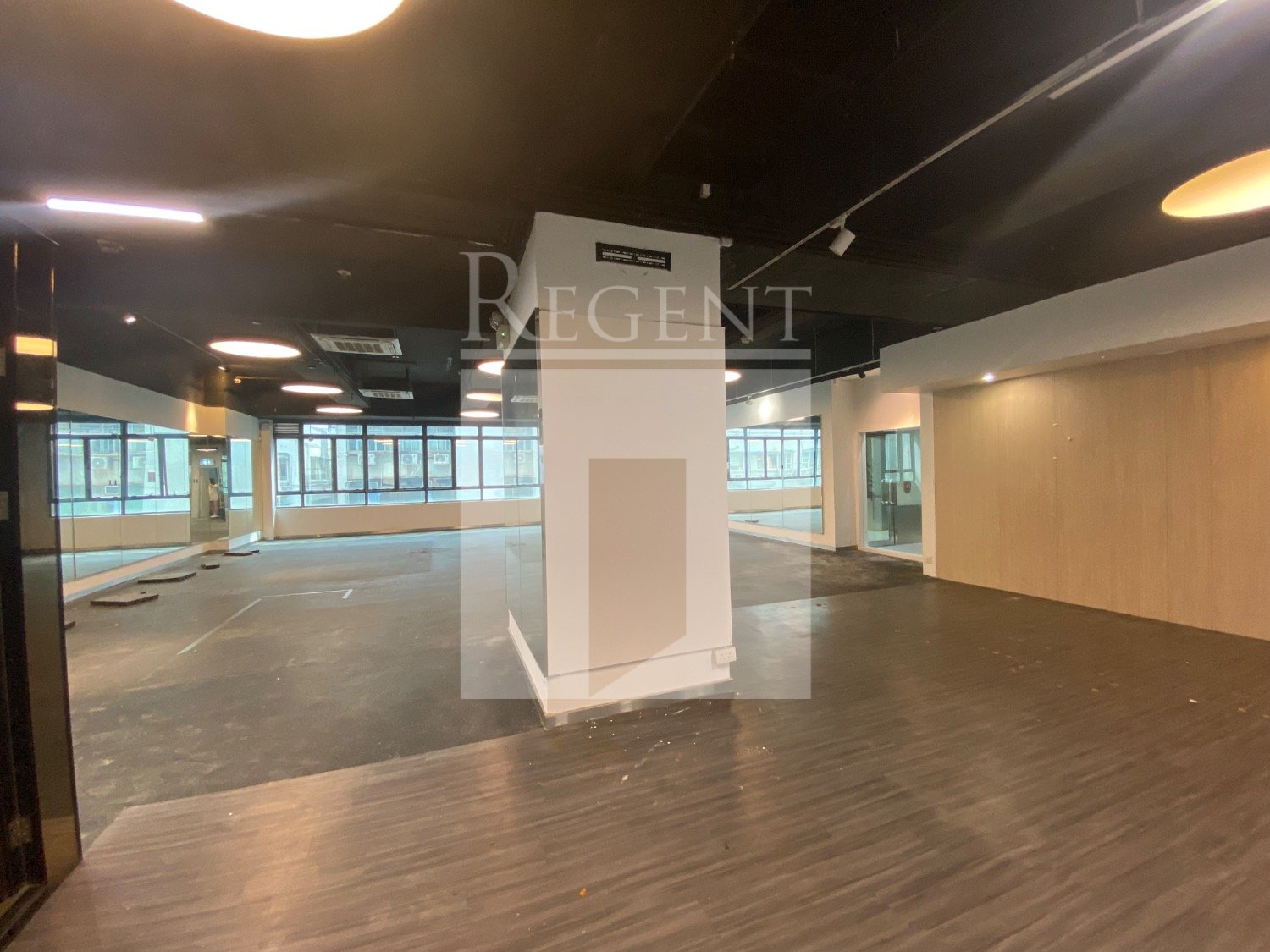 PO SHAU CENTRE (柏秀中心)