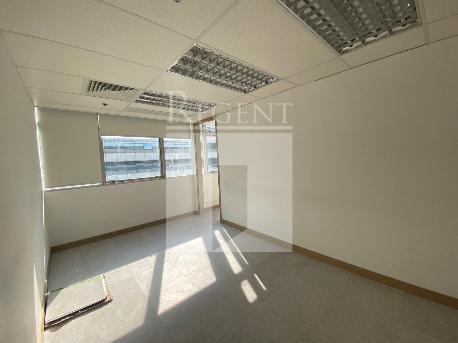 CHEUNG SHA WAN PLAZA TOWER 01 (长沙湾广场 第01座)