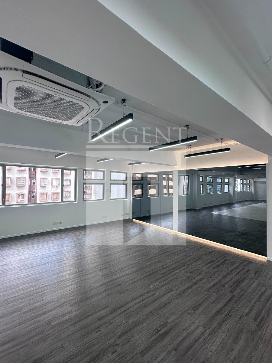 GAYLORD COMMERCIAL BUILDING (嘉洛商業大廈)