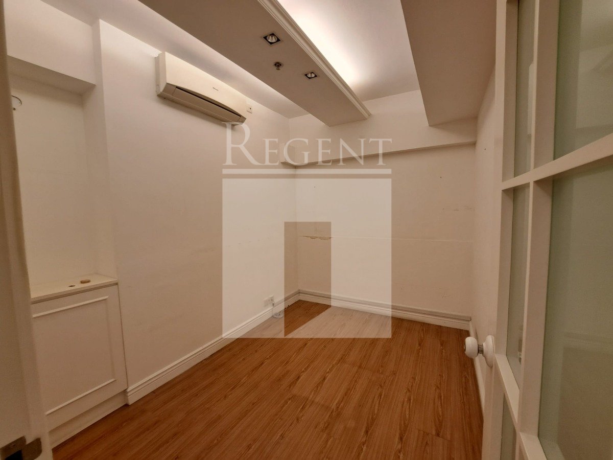 59 Wing Lok Street