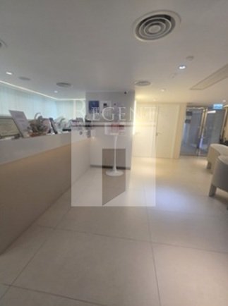 China Hong Kong City Tower 5