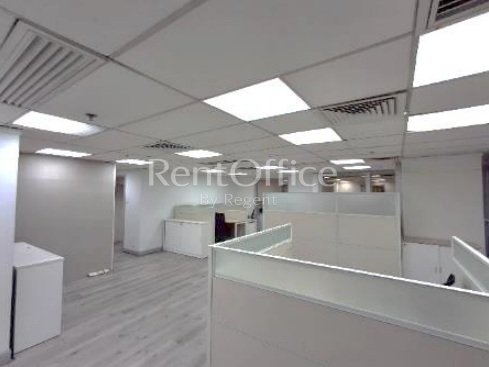 One Capital Place (海德中心)