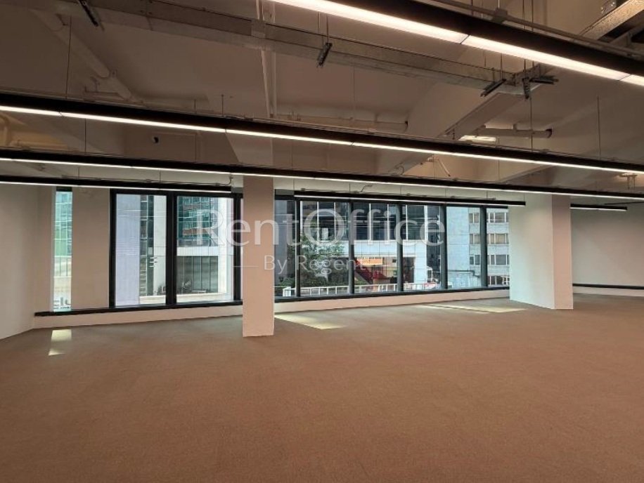 208 Johnston Road (庄士敦道208号)