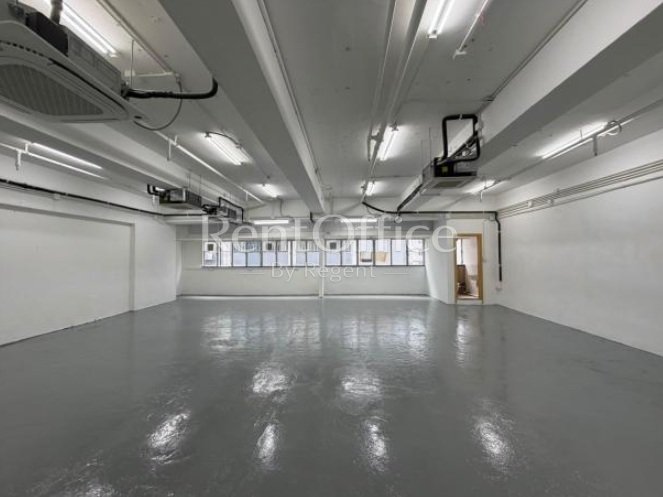 Wang Cheong Enterprises Centre (宏昌企業中心)