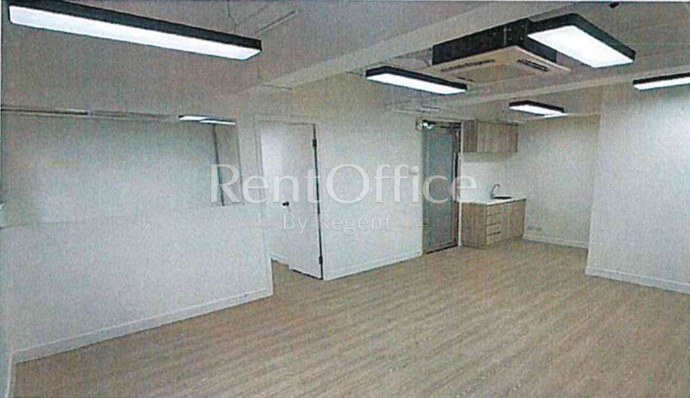 Wah Kit Commercial Centre (華傑商業中心)