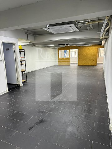 Hong Kong Industrial Centre Block B (香港工業中心 B座)