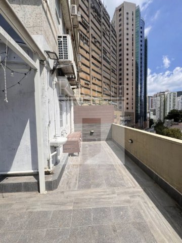 FAVOR INDUSTRIAL CENTRE (飞亚工业中心)