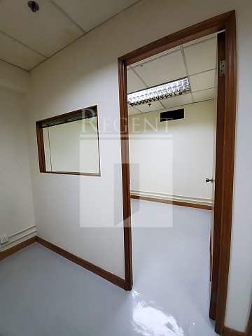 Kwun Tong Industrial Centre Block 04