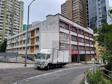 E-COMMERCE LOGISTICS (网丰物流中心)