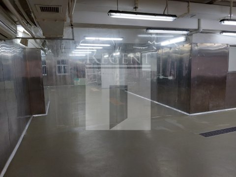WAH FAT INDUSTRIAL BUILDING (华发工业大厦)