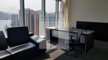 TML TOWER (TML廣場)