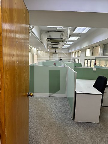 YEE KUK INDUSTRIAL CENTRE (怡高工业中心)