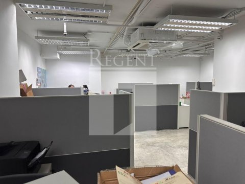 PROFICIENT INDUSTRIAL CENTRE BLOCK B (鸿力工业中心 B座)
