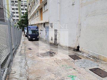 E-COMMERCE LOGISTICS (网丰物流中心)