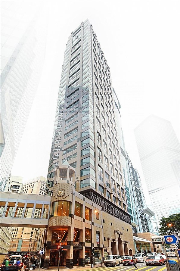 NINE QUEEN'S ROAD C (皇后大道中9号)
