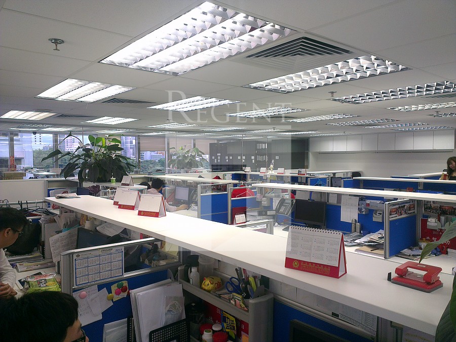 SILVERCORD TOWER 2 (新港中心 第02座)