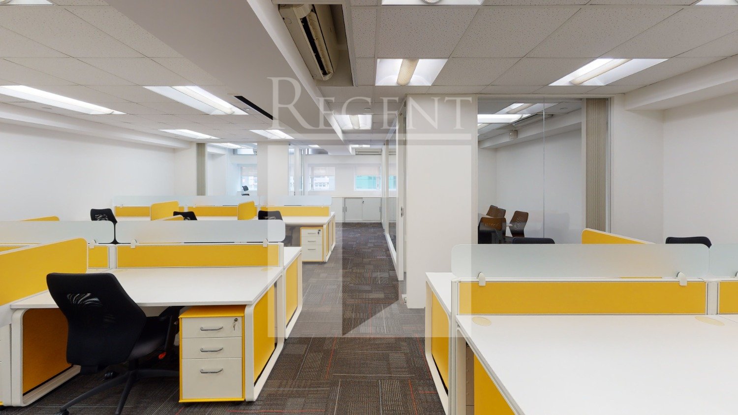 OFFICEPLUS @SHEUNG WAN (协成行上环中心)