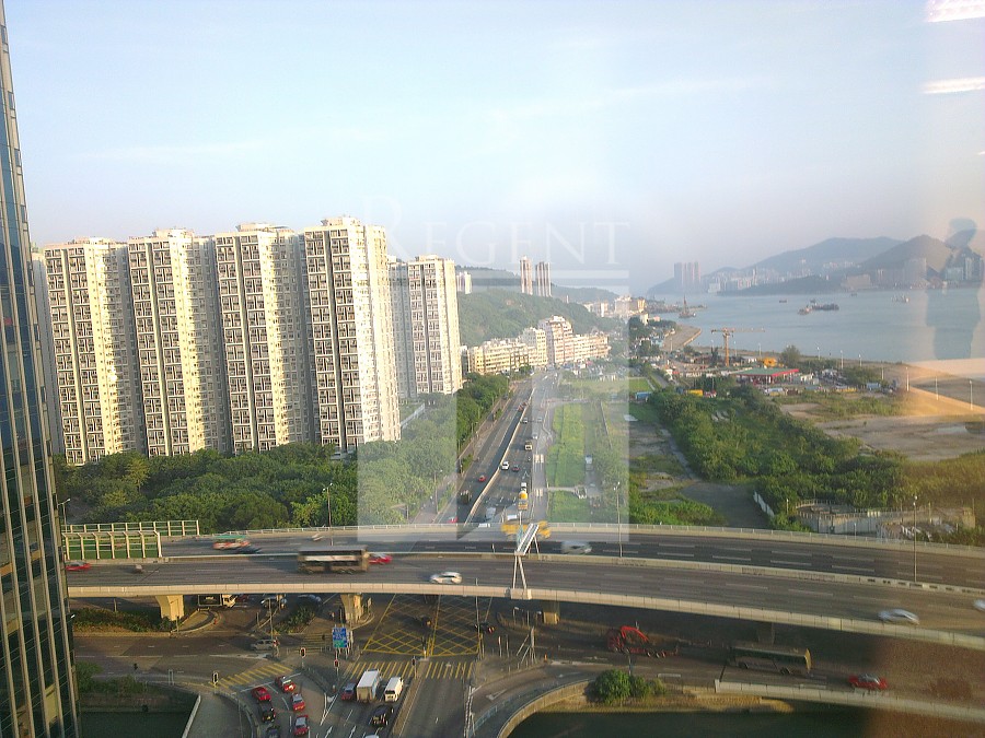 LU PLAZA (振萬廣場)