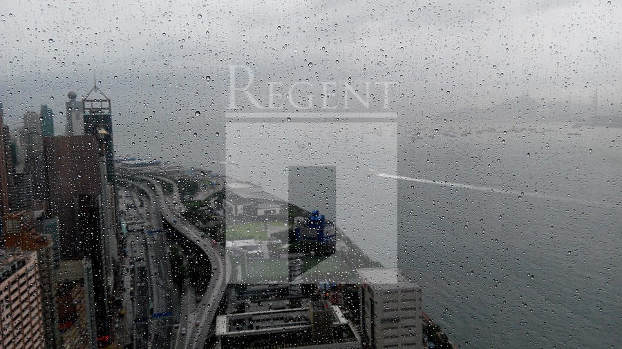 Shun Tak Centre (west Tower)