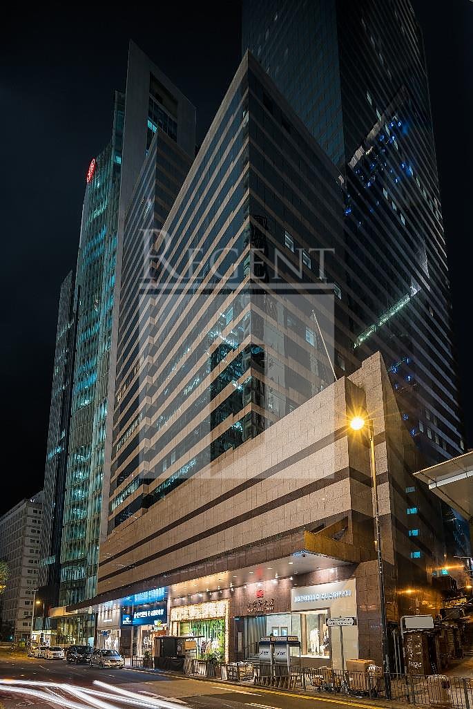 New World Tower (新世界大廈)