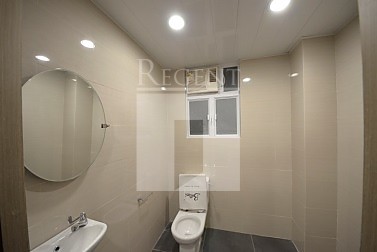 WINNER COMMERCIAL BUILDING (荣华商业大厦)