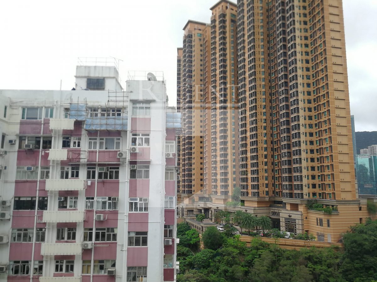 Leighton Centre