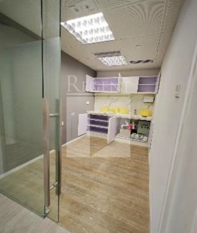 700 NATHAN ROAD (弥敦道700号)