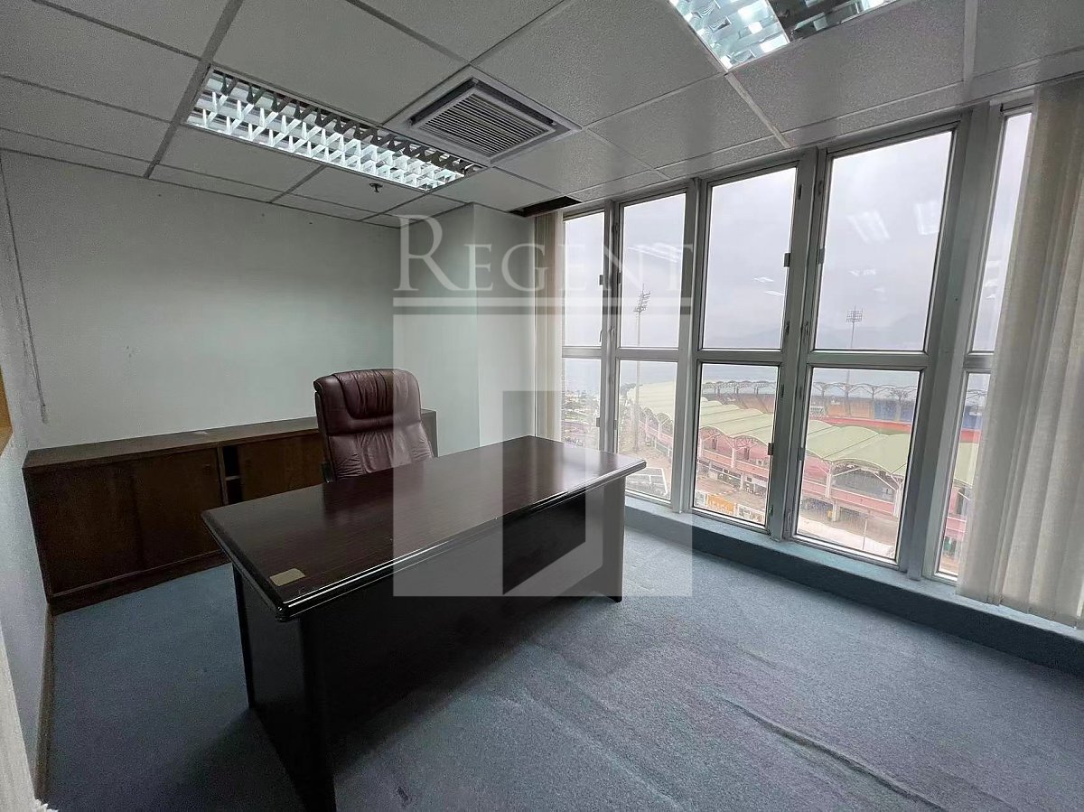 8 Commercial Tower