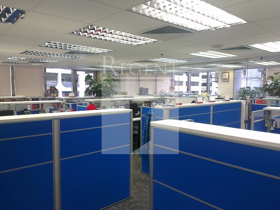 SILVERCORD TOWER 2 (新港中心 第02座)