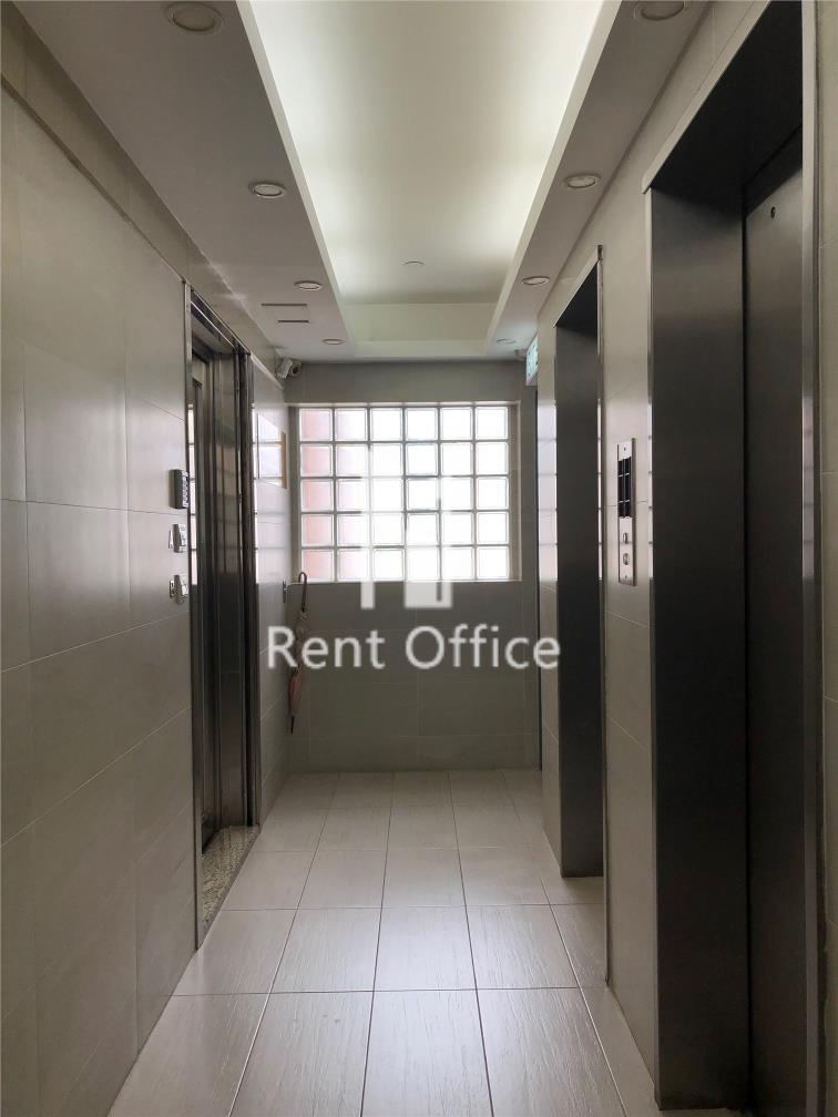 88 LOCKHART ROAD (骆克道88号)
