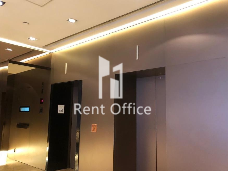 OFFICEPLUS @WAN CHAI (協成行灣仔中心)